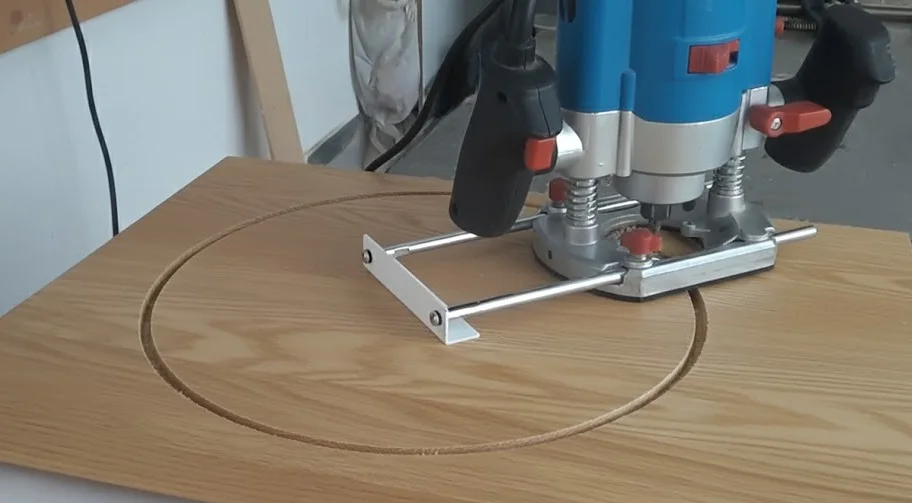 Cortando con la fresadora